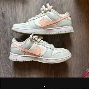 Women’s dunk low ‘barley green’